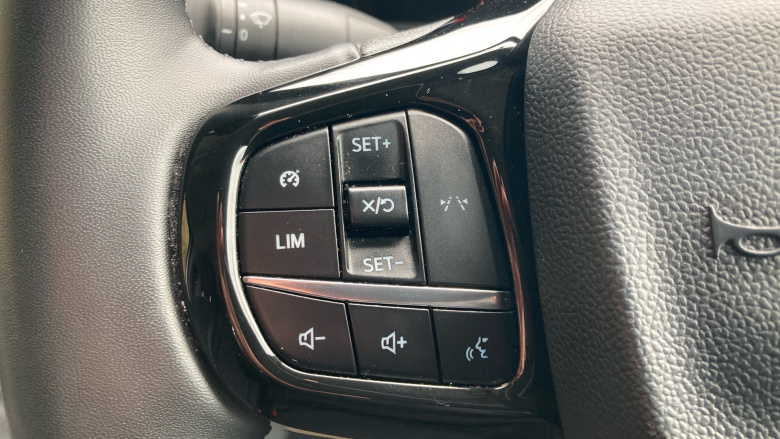 Ford Transit Custom 300 L1 Diesel Fwd 2.0 EcoBlue 136ps H1 Van Limited